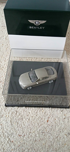 Minichamps bentley continental - minichamps,