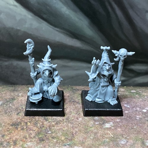 Cave goblin shamans - |, 28mm