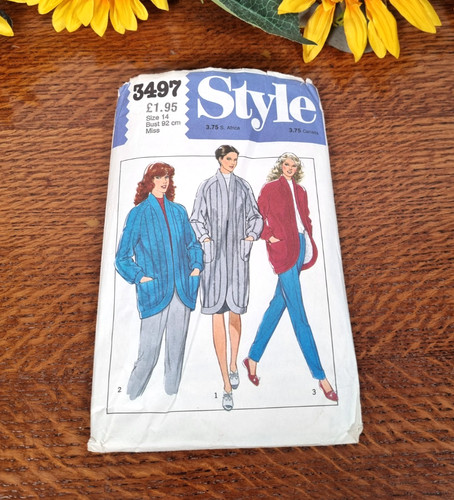 Style sewing pattern 3497 - style,