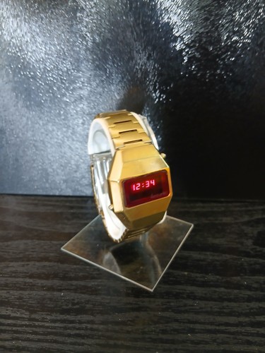 Vintage accurist red led - vintage,