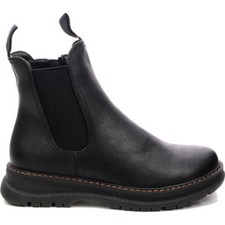 Westland by Josef Seibel