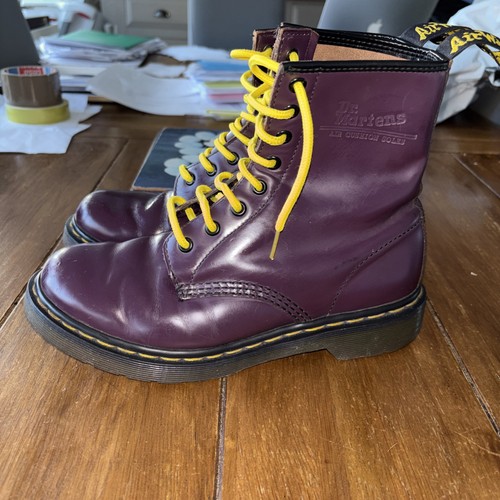 Martens airwair hole - airwair, 8