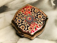 Red & gold Stratton-4cm-vintage pill box-0l