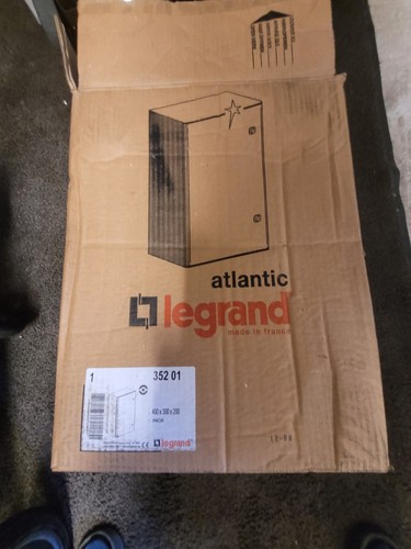 Legrand 352 enclosure - 352,
