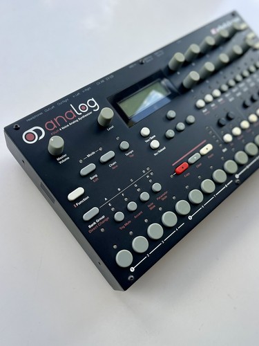Elektron analog four mk1 - four,