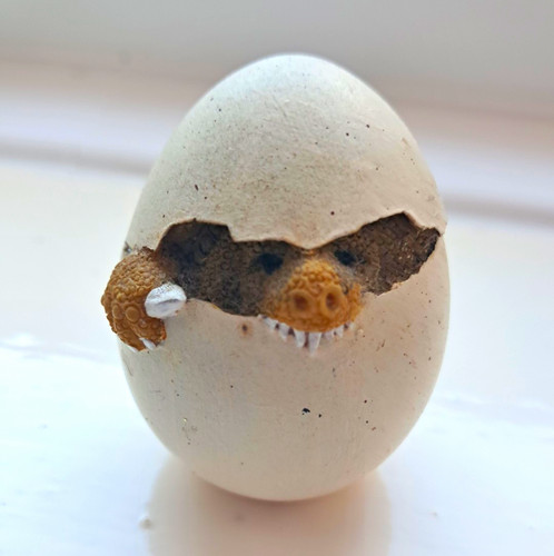 Vintage 1980s 1990s hatching - 1980s,