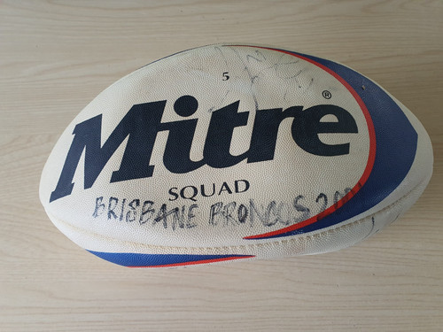 Brisbane broncos signed rugby - signed,