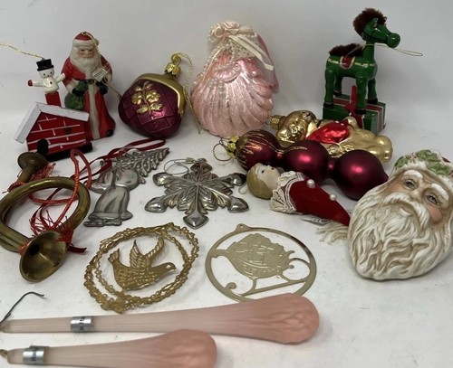 Vtg lot miscellaneous - 16,
