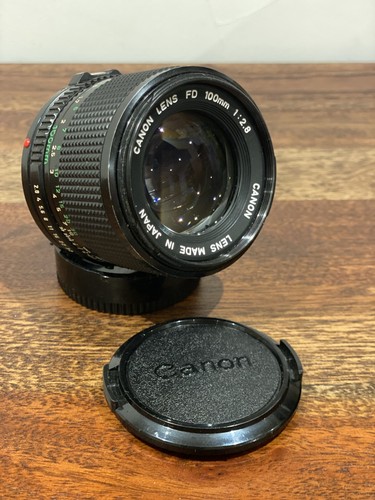 Canon 100mm lens - 100mm,