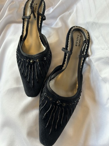 The shoe taylor - the, black