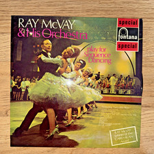 Ray Mcvay &His Orchestra play