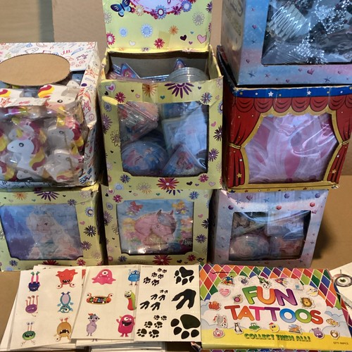 750 job lot toys - 750+,