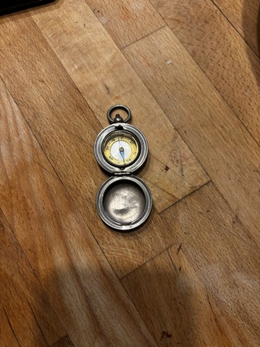 Ww1 british pocket compass - british,