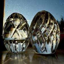 STUNNING Hand Cut Egg Shaped