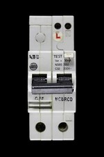 ABB WYLEX 32 AMP CURVE C 6kA 30mA RCBO MCB RCD TYPE AC NSBS 32/2