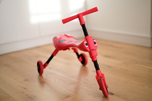 Scuttlebug foldable ride - foldable, ride-on