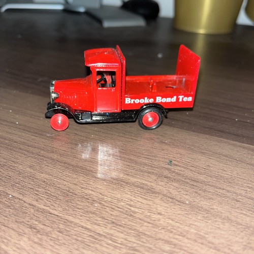 Diecast tetley tea - tea, van.