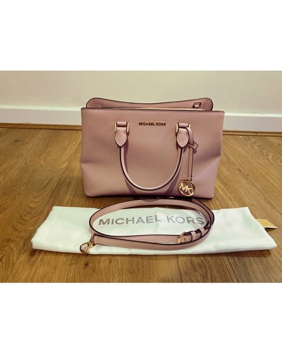 Michael kors pink cross body - michael,