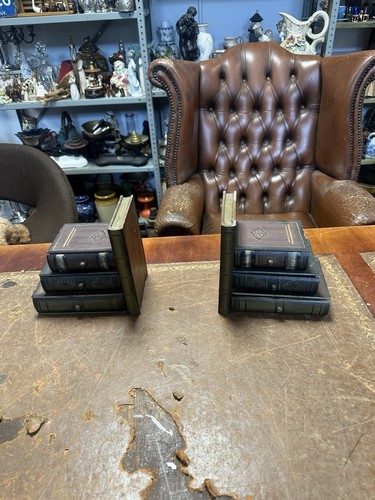 Vintage Retro Book Ends&hidden