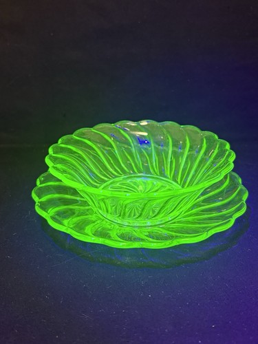 Vintage bagley green - bagley, uranium