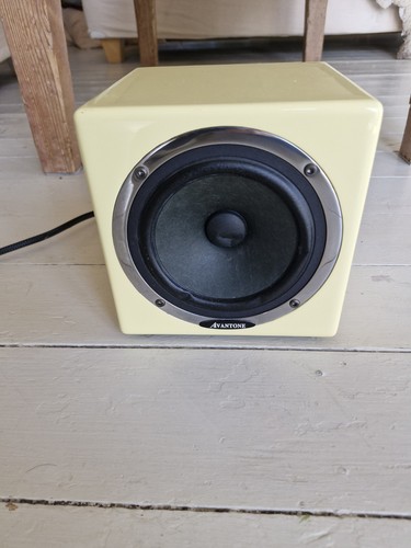 Avantone mixcube powered - avantone,