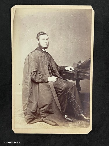 Cdv man academic robes - academic,