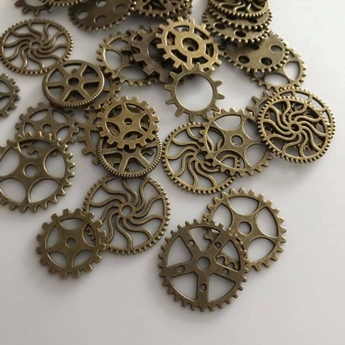 Steampunk charms cogs gears - cogs,