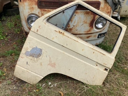 Volkswagen type t25 door - door,