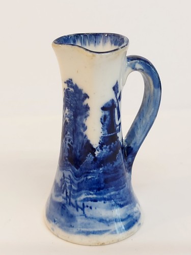 Royal doulton flow blue - royal,