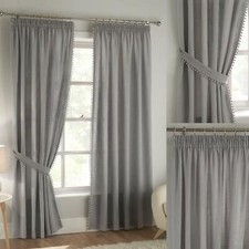 Tobago Pom Pom Grey Pencil