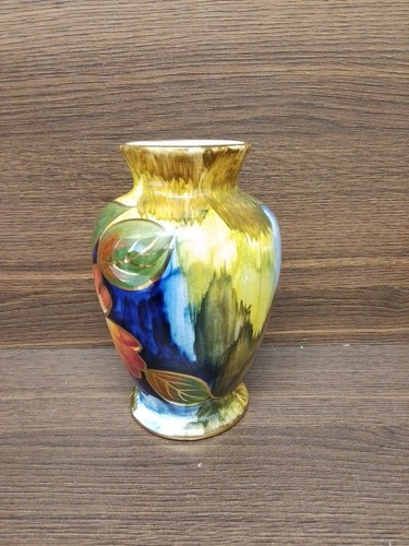 Old court ware vase - vase,