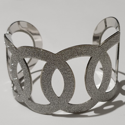 Sparkly silver tone - sparkly,