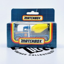 Matchbox MB19 Peterbilt Cement Mixer Truck 1987 Blue Diecast Sealed