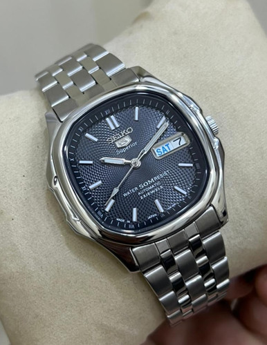 Rear seiko superior - rear,