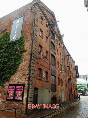 Photo hull former bonded - hull,