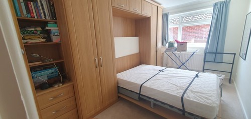 Fitted bedroom hideaway bed