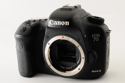 Near mint canon eos 7d - canon,