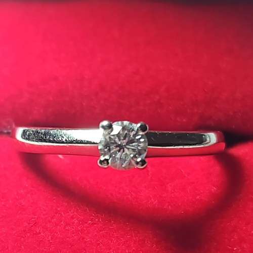 18ct white gold - white, ring