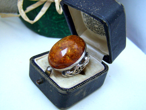 Vintage modernist celtic knot - vintage,