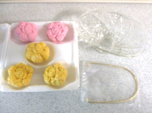 Vintage avon glass basket soap - glass,