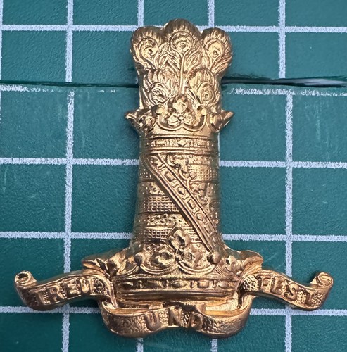11th hussars cap badge - hussars,