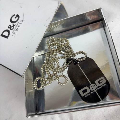 Dolce gabbana dog - &, tag