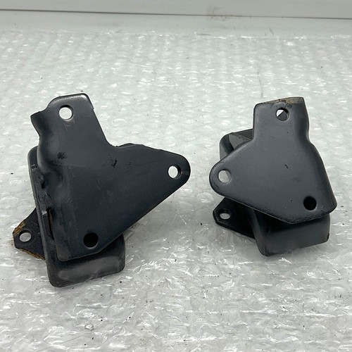 Engine mount left and right - left,