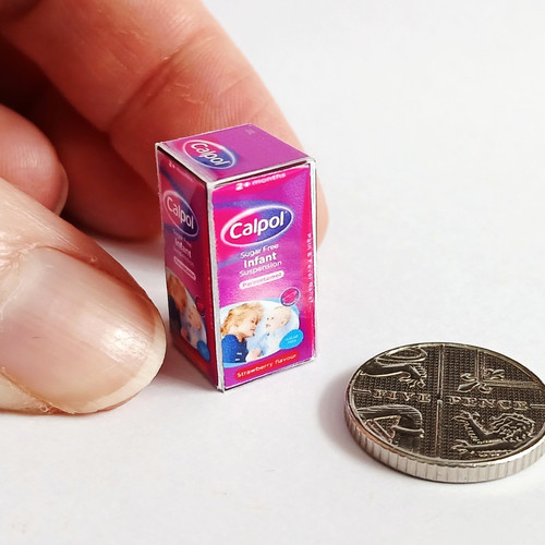 Dolls house miniature - miniature, 1:12