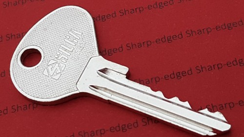Datsun nissan key 240z 260z - datsun,