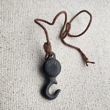 VINTAGE GERMAN GELY TOY HOOK