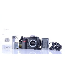 Nikon D D300S camera - 12.3 MP