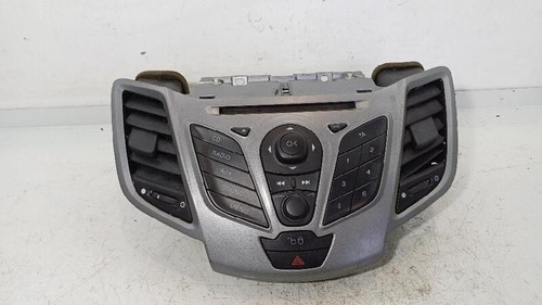 1846847 audio system - cd, radio