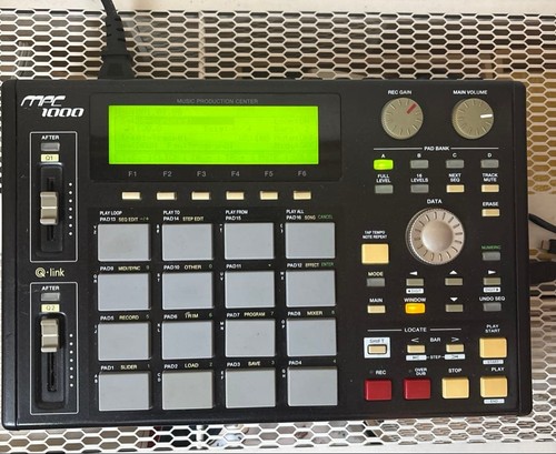 Akai mpc1000 music - akai,