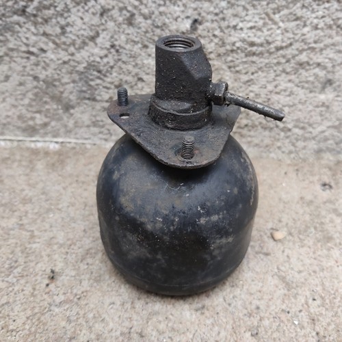 Mercedes hydraulic accumulator - mercedes,